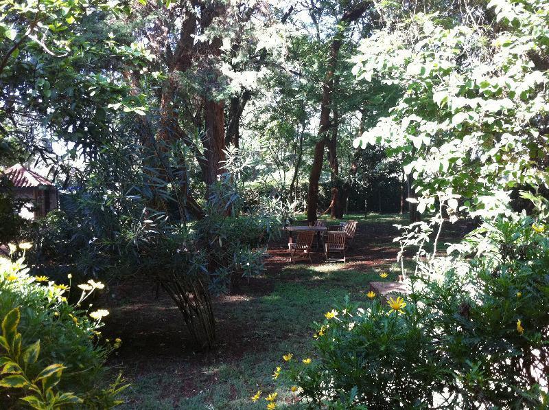 Milimani Backpackers Pansiyon Nairobi Dış mekan fotoğraf