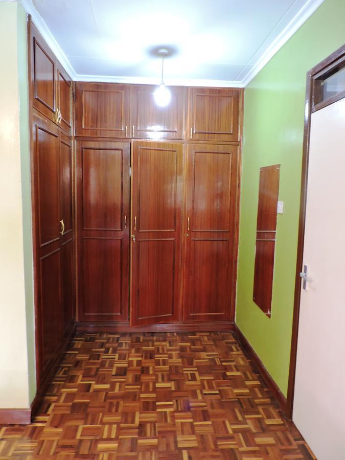 Milimani Backpackers Pansiyon Nairobi Dış mekan fotoğraf